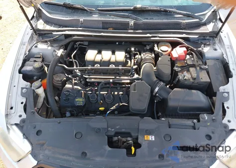 2013 Ford Police Interceptor z USA, uszkodzony, nr VIN 1FAHP2L85DG206798